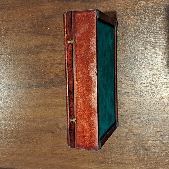 Wooden Box Topped with Pewter Golf Ball and Tee's - Picture 8 of 11